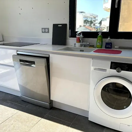 Agarrusrentals 70m2, 2 Pour 4 Personnes Avec Bebe Avec Terrasses A 200m Des Plages, Palmbee Cannes