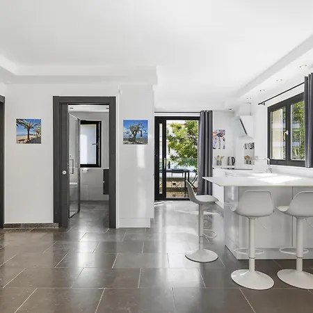 아파트 Palmbeecannes 70m2, 2 Pour 4 Personnes Avec Bebe Avec Terrasses A 200m Des Plages, Palmbee *