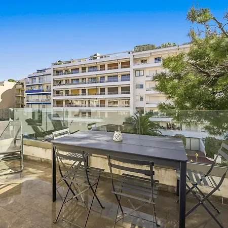 Palmbeecannes 70m2, 2 Pour 4 Personnes Avec Bebe Avec Terrasses A 200m Des Plages, Palmbee 公寓 *